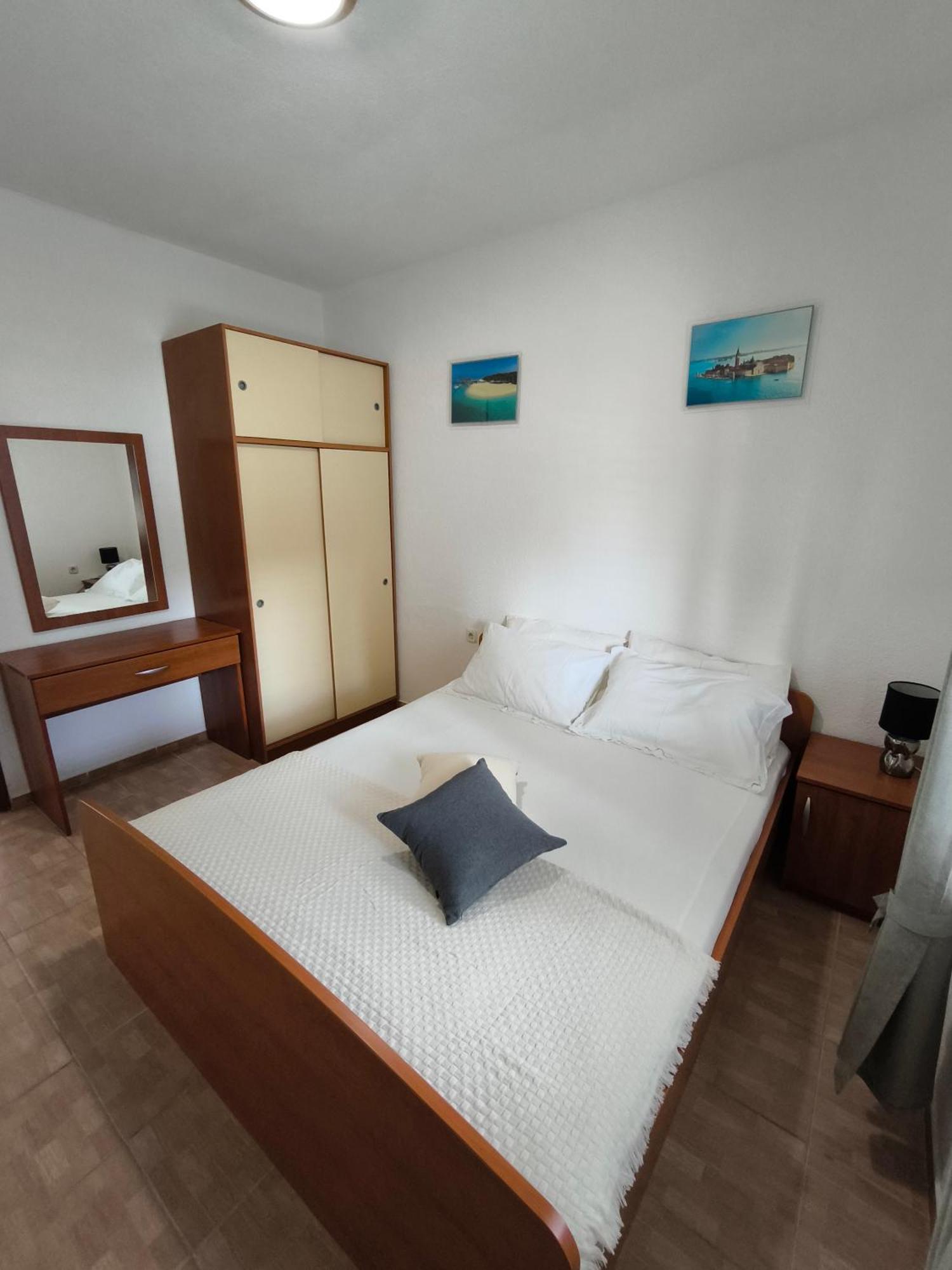 Apartmani Baresic Podgora Luaran gambar
