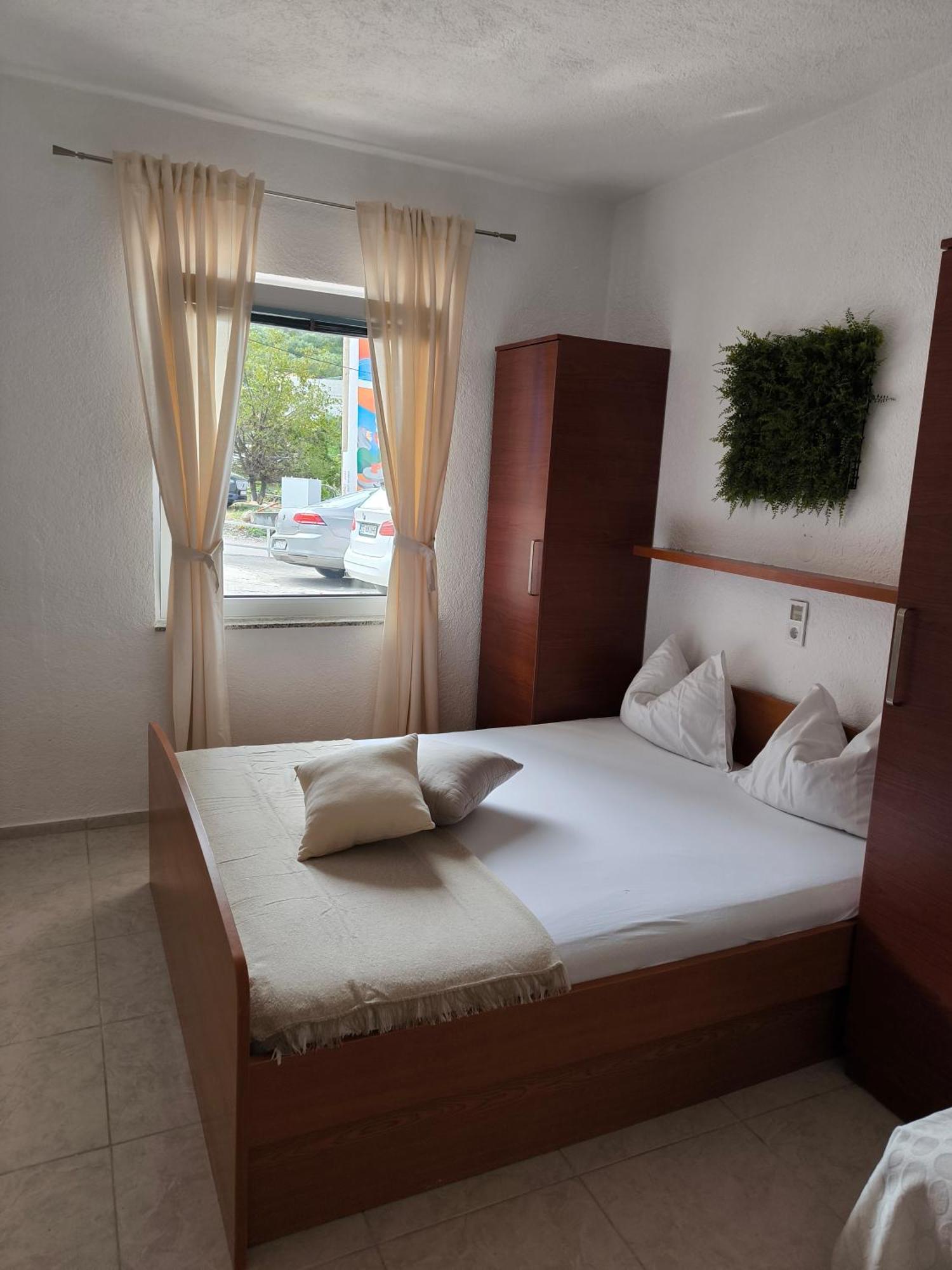 Apartmani Baresic Podgora Luaran gambar