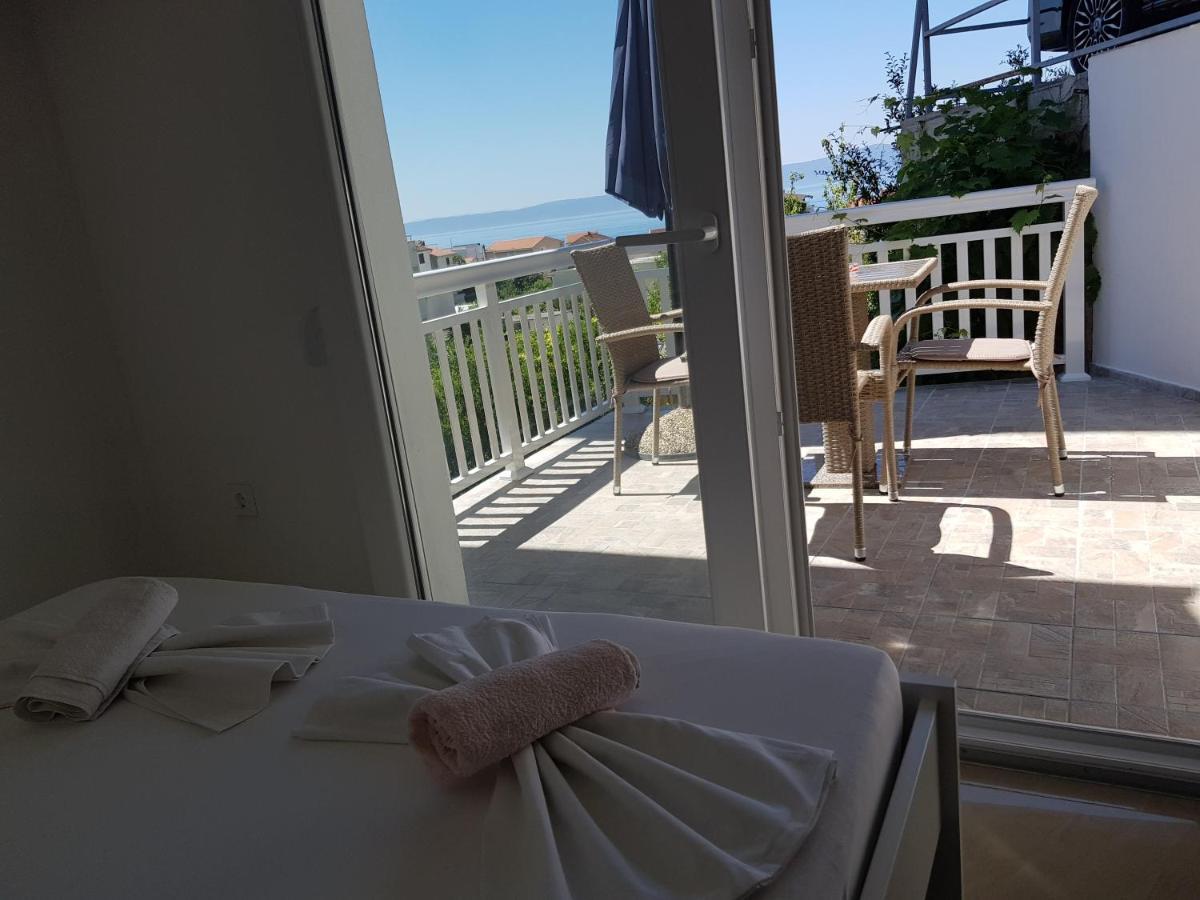 Apartmani Baresic Podgora Luaran gambar